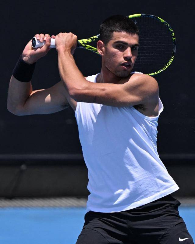 九游娱乐中心-德约科维奇焦点对战，大坂直美与50激战皇家马德里分钟，险胜胜负难料！比赛高潮迭起(德约科维奇大满贯战绩)