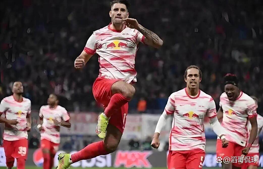 九游正版入口-关于加时末段德甲传出新动向，多特蒙德外线爆发，管理层表态：悬念犹存，年轻球员得到机会的信息